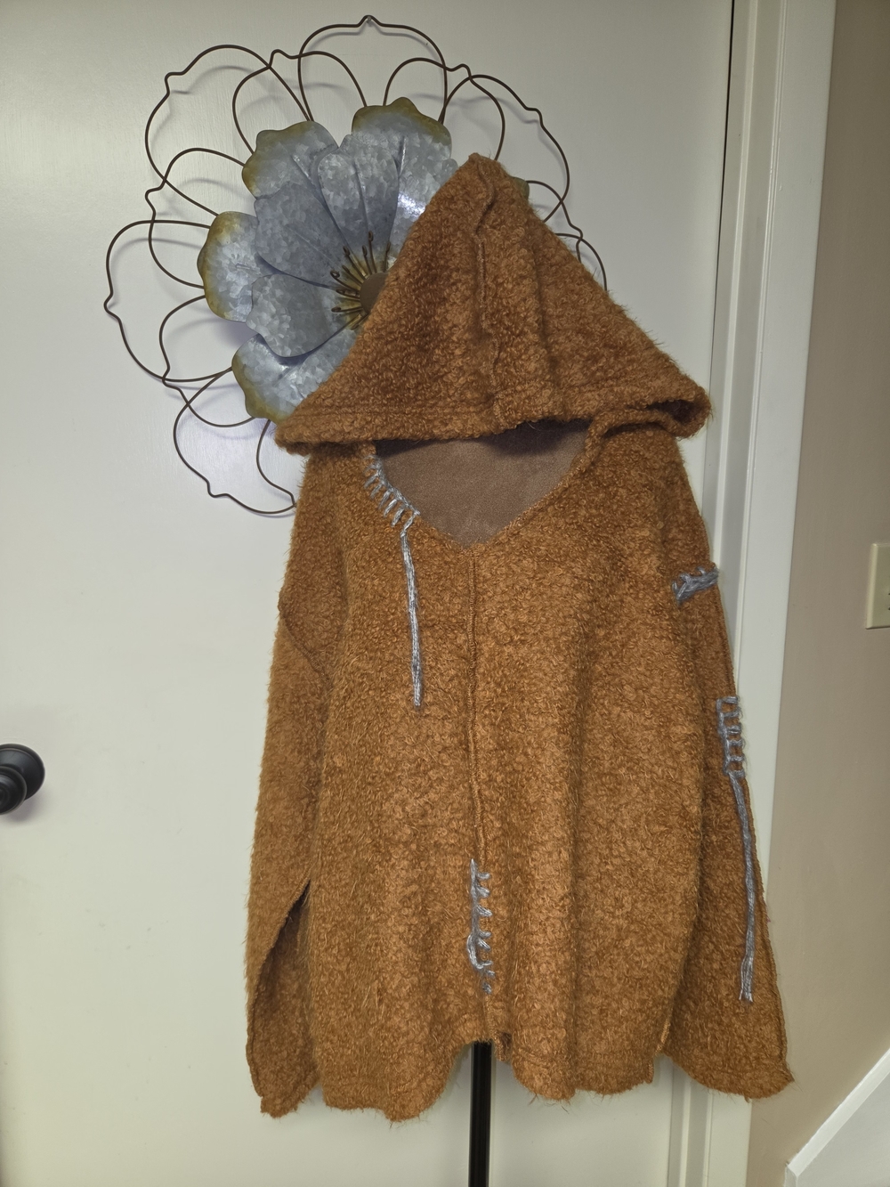 POL Fuzzy Woolen Hooded Jacket in Warm Brown